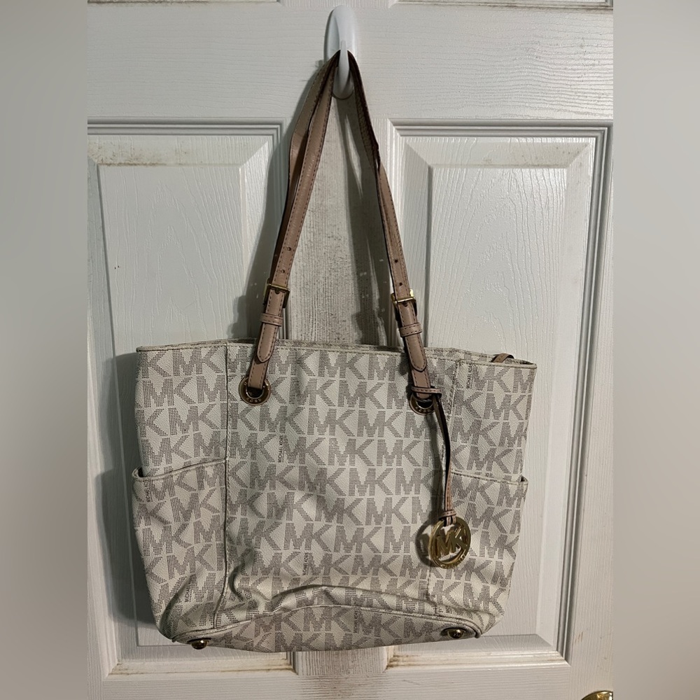 Michael Kors tote with matching wallet